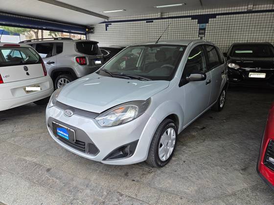 FORD FIESTA 1.6 ROCAM 8V FLEX 4P MANUAL FORD FIESTA 1.6 ROCAM 8V FLEX 4P MANUAL